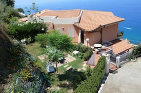 Piraino House | Welcome to Casalù!