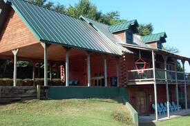 Jasper Cabin | A Nesting Place