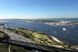 Southport Apartment | Amazing SEAVIEW 2 beds Apt@Heart of southport