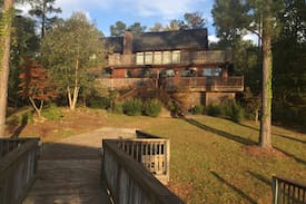 Ridgeway House | The Hideaway at Lake Wateree -Large lake house.