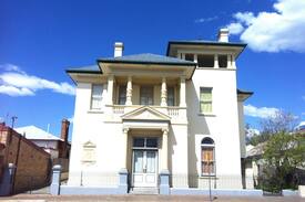 Tenterfield Other | "The Belvedere" - silver service b'fast included