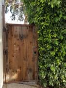 Greater Wilshire - Hancock Park House | Private Guesthouse Unit. Location, Location.