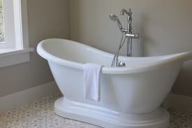 North Cowichan Hotel | Luxurious Maple Bay Manor : Woodcote Suite