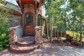 Woodland Park House | Castle above the clouds with Pikes Peak views