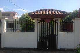 Managua House | ﾆｶﾗｸﾞｱの家｢ﾆｶﾎﾟﾝ｣