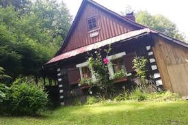 Malenovice Cabin | Ubytování v chalupě z r. 1819 v srdci Beskyd