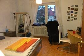 Witten Apartment | Möbliertes WG-Zimmer / Furnished Room Shared Flat