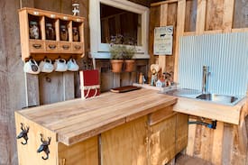 Kawerau Other | Twisted twig Glamping retreat.