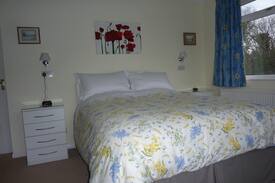 Flax Bourton Bed & Breakfast | Snipelands B&B, King Size. Flax Bourton.