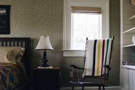 Trinity Bed & Breakfast | Maidment House B&B Gardenview room central Trinity