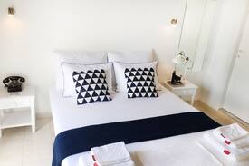 Kini Apartment | Loukia's Cycladic Studio