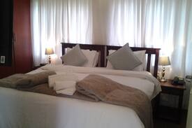 Nieuw Muckleneuk Bed & Breakfast | Cranes Nest Guest House @ 208 - Family Unit