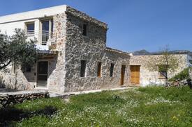 Kantanos-Selino Villa | Stone-built Villa