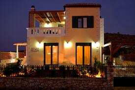 Provarma Villa | luxury villa στον αποκορωνα στης καλυβες με θεα