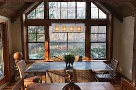 Weston House | The Weston River House – 1 hr from NYC