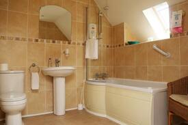 Ardrossan House | Edenmore Guest House - Room 9
