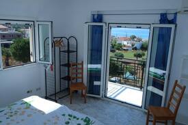 Foinikounta Apartment | Großzügige Ferienwohnung in Finikounda mit bezauberndem Ausblick auf das Meer