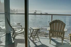 Lincoln City Apartment | Waters Edge 310