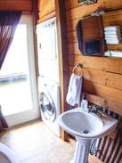 Hayden Island Boat Rental | Rustic Floating Cabin On the Water!