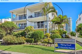 Maroochydore Apartment | Absolute Beachfront Apartment No. 11