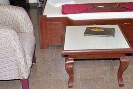 Igando House | Keviz Hotel - Golden Room