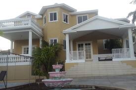 Petionville House | Le Paradis à Pétion-Ville