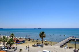 Larnaca Apartment | 2b Castle Seaview apt. - Finikoudes Beach