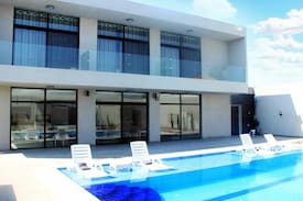 Al Rama Villa | Dead sea Luxurious villa. Santorini chalet VIP