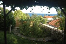 Balchik House | Villa Kafe - rustic, green and blue