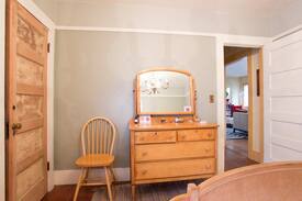 Northwest Berkeley House | Artistic Room in Berkeley Craftsman