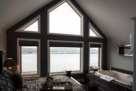 Corner Brook House | Ocean View Inn & Day Spa Suite#3