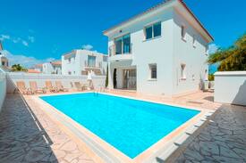 Pernera House | Cyprus In The Sun Palm Villas 3 Gold