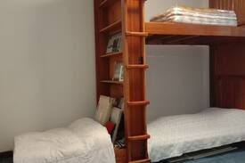 Srinagarindra House | บ้านเชิงเขาโฮมสเตย์