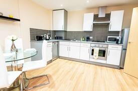 Milton Keynes Apartment | No.1 MOST STUNNING MK Centre Apt. Free Parking