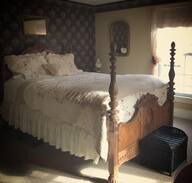 Steelville Bed & Breakfast | Inn at Yadkin Creek B&B - The Timeless Room