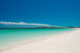 Leeward Settlement House | Enjoy Turks & Caicos on a Budget!