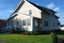 Hugo House | Hugo Railroad Manor