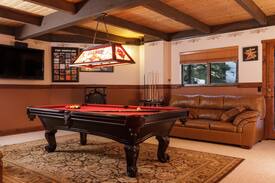 Dollar Point Cabin | Large 5 Bed Spacious and Comfortable Tahoe City