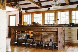 Plympton House | The Black Walnut House