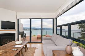 Marengo Villa | BAYVIEW VILLA - WI-FI, BEACH & OCEAN VIEWS