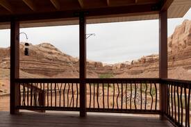 Bluff House | The Retreat at Calf Canyon