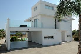 Ayia Napa Villa | KALYPSO VILLA IN AGIA NAPA WITH GREAT POOL AND SV