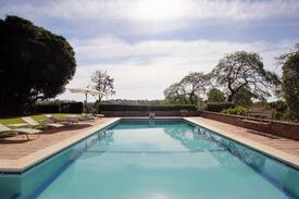 San Pedro de Alcantara House | The James Hunt Suite