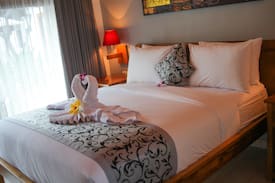 Medahan Resort | Villa Casablanca surf Keramas