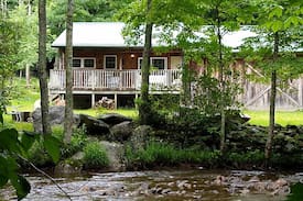 Mouth of Wilson House | Chasing Rainbows Mountain Cabin