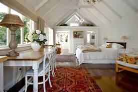 Devonport House | Luxury Devonport B&B - The Croft