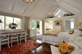 Devonport House | Luxury Devonport B&B - The Croft