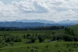 Millarville Other | The Cavvy Bed & Breakfast: The Vaquero Alcoba
