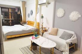 Longwen District Apartment | 亚舍03小清新阳光房单身公寓可煮饭万达隔壁
