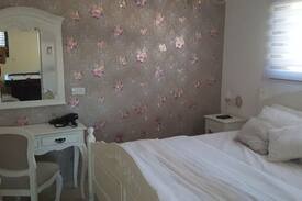 Metula Hostel | shaked baofek שקד באופק